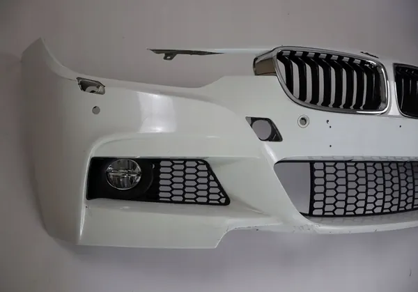 Paraurti BMW 3 F30 F31 M Pacchetto PDC e Fari LED OEM image 4