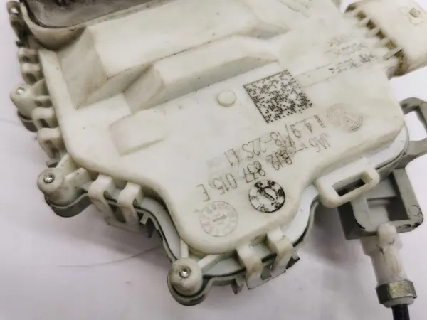 Vänster dörrlås Audi A6 S6 C7 2018 image 5