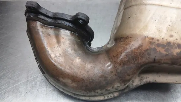 Katalysaattorin kotelo OEM 8200138371 Renaultille image 6