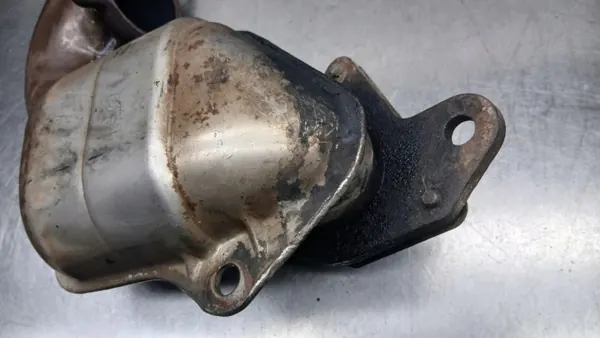 Katalysaattorin kotelo OEM 8200138371 Renaultille image 7
