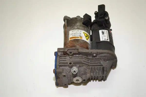 Pneumatic Suspension Compressor AMK / Arnott Mercedes Viano W639 image 2