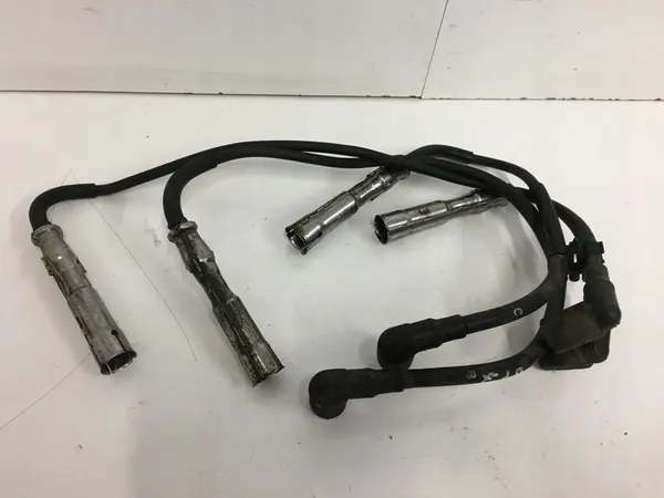 Fios de Ignição AUDI A3 8P 06A035255C Originais image 3