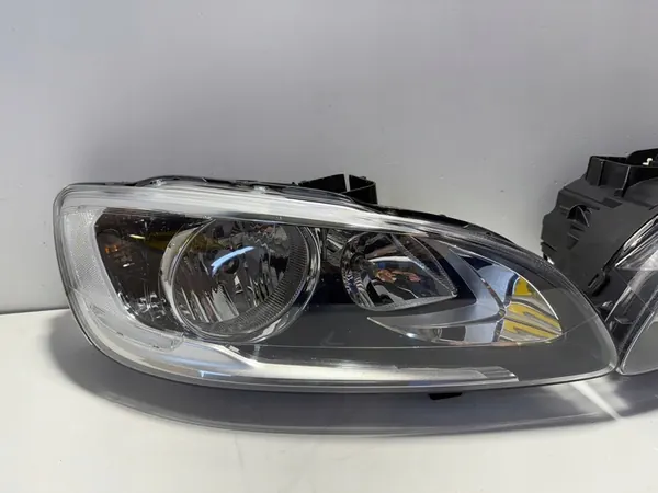 Volvo S60 V60 Etuvalot H7 Halogeeni 31358098 31358097 image 3