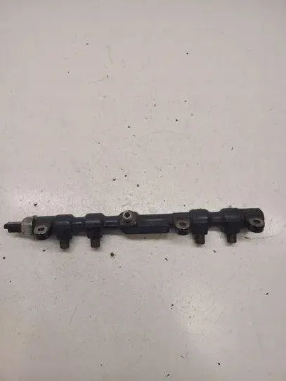 R9144Z050B Bande d'injection Ford Mondeo MK3 1.9TDC image 2