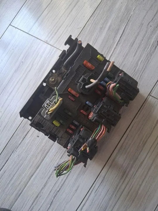 Módulo BSM OEM 9659741780 para Citroen Peugeot image 2