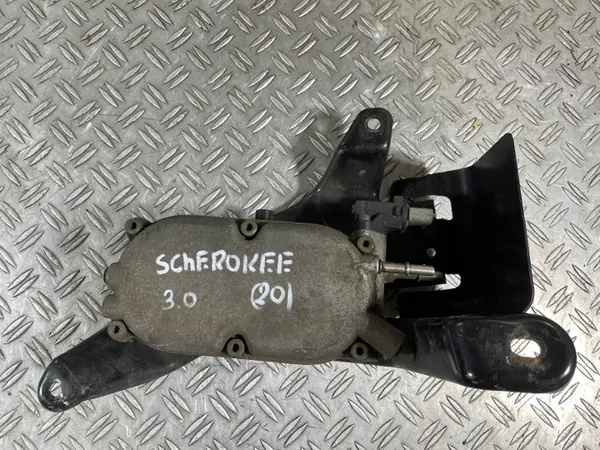 Jeep OE Brandstofffilterhuis OEM 68084905AG image 2