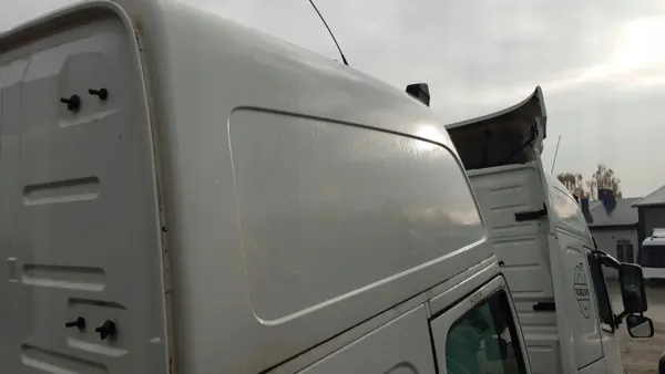OEM 85103677 Volvo FH/FM Kabine Vierteldach XL image 9