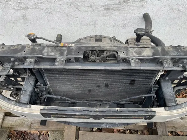 Hyundai Genesis G80 Lüfterträger OEM 64101-B1000 image 3