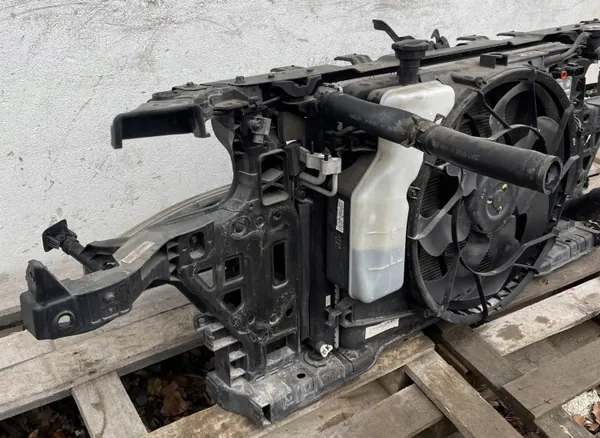 Hyundai Genesis G80 Lüfterträger OEM 64101-B1000 image 6