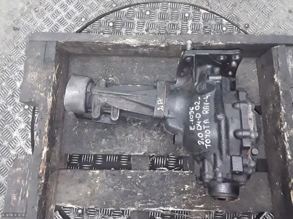 Boîte de transfert Toyota OEM AM-445866 pour RAV4 image 2