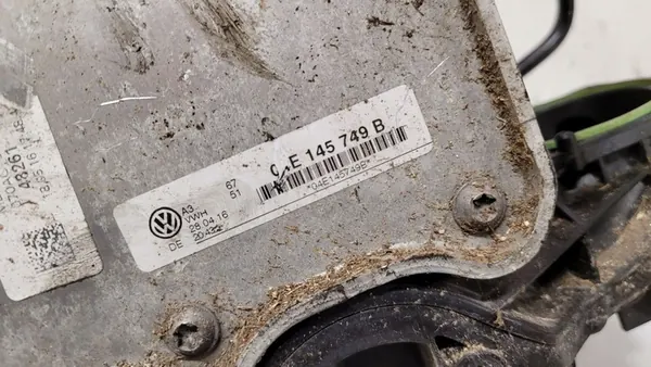 VW POLO V 6R Coletor de admissão 04E129711J image 2