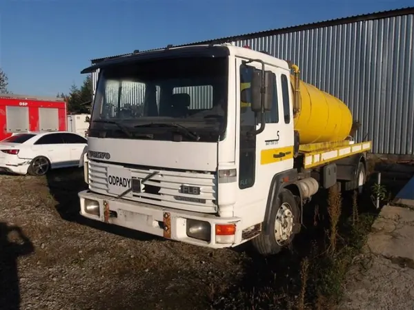 Cabina Volvo FL6 612 Completa - OEM Volvo image 2