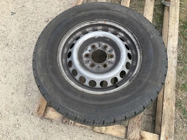 OEM A9074014800 Voor rechter schokdemperbevestiging Mercedes image 3