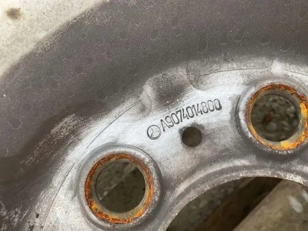 OEM A9074014800 Voor rechter schokdemperbevestiging Mercedes image 4
