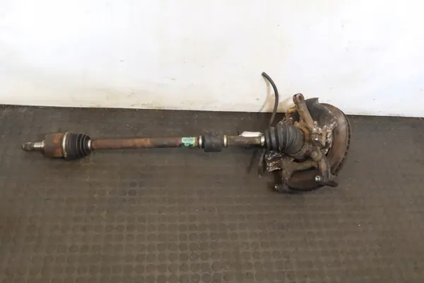 Mozzo anteriore destro Kia Rio III image 2