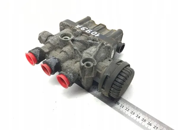 Soupape ECAS Mercedes-Benz OEM 0003278525 - Occasion image 2