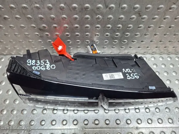 Luz Trasera Izquierda para Peugeot 308 III T10 Kombi image 2