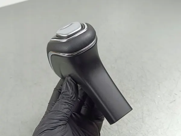 2015 Jeep Grand Cherokee Gear Shift Knob FOB49869 image 3