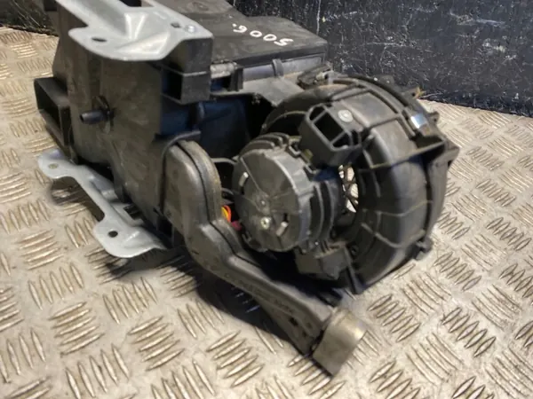 Carcasa del soplador usado OEM BR222F para Mercedes-Benz Clase S image 3