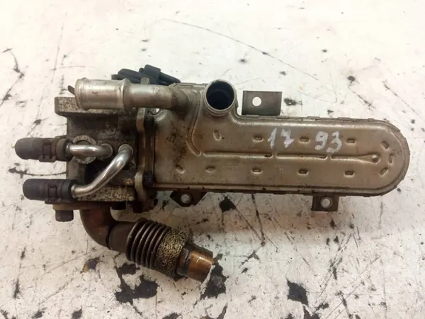 Abgaskühler VW Volkswagen Golf V 1.9 TDI OEM 038131513AD image 2