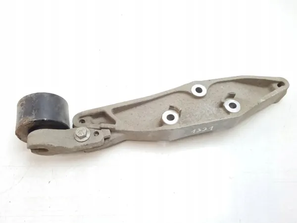 Volvo XC90 2017 middenbeugel OEM 31367173 image 3