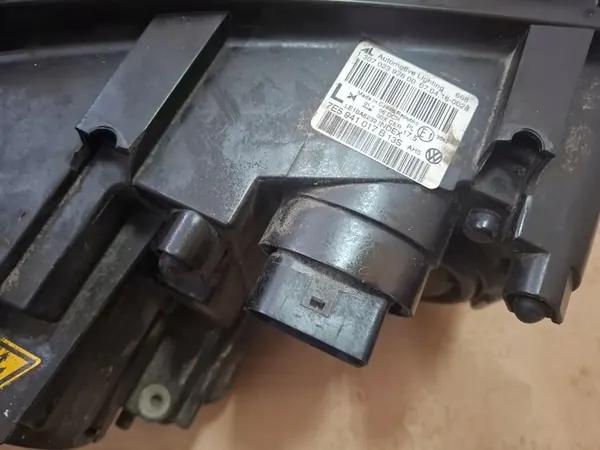 Farol Xenon LED Esquerdo VW T5 T6 7E5941017B image 4