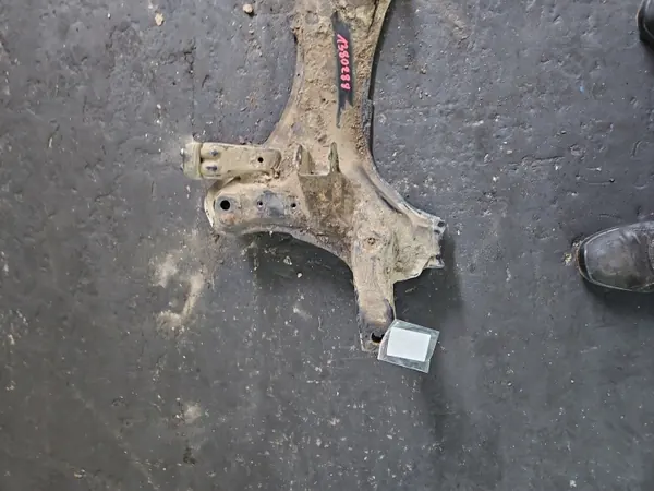 Moottoripalkkikärry OEM IMPRK1380288 Toyota RAV4:lle image 6