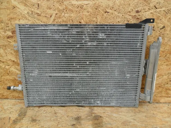 Renault Clio III Micra 2005 Condenseur A/C OEM 641891GV image 8