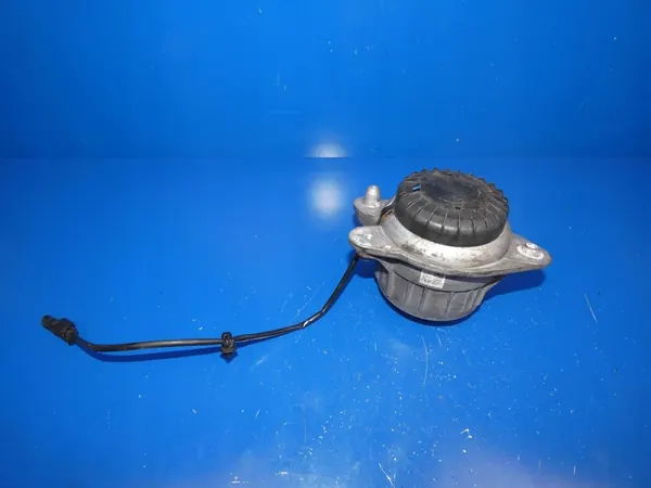 MERCEDES W222 Supporto Motore image 2