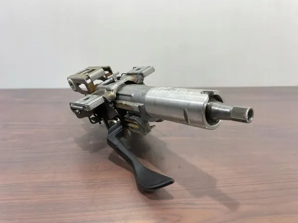 Mitsubishi OE Stuurkolomas OEM FBZ28999 image 2