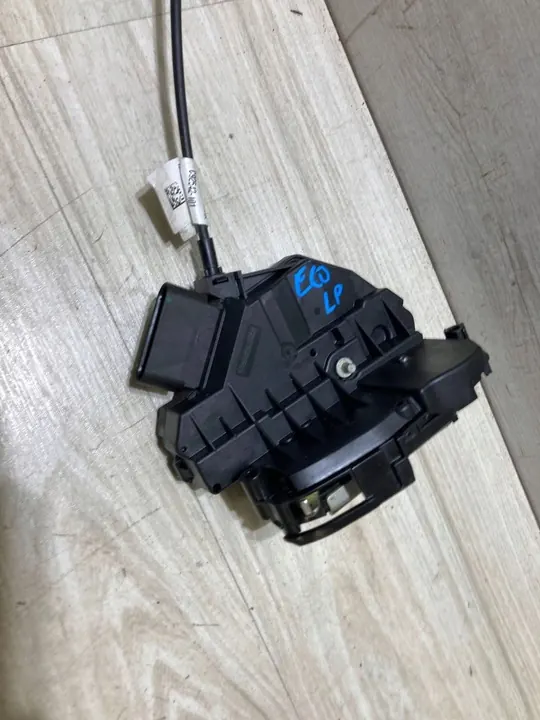 Fram vänster dörrlås Ford Ecosport GN15-A219A65-FA image 2