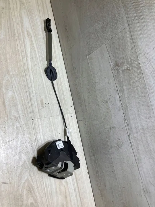 Fram vänster dörrlås Ford Ecosport GN15-A219A65-FA image 3