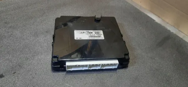 Módulo de Fecho Central Kia OEM 95480A2810 - Usado image 4
