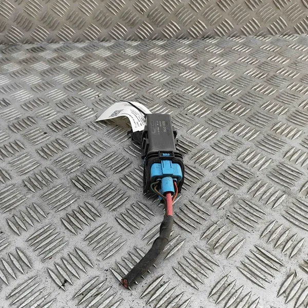 Sytytystulpat Hyundai Santa Fé III 2.2L 147kw OEM 368302F760 image 2