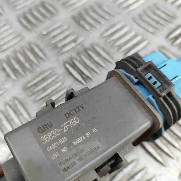 Sytytystulpat Hyundai Santa Fé III 2.2L 147kw OEM 368302F760 image 6