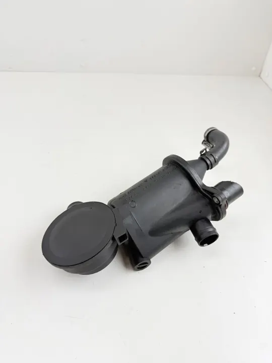 Separador de aceite Porsche OEM 99610702602 Cayman 987 image 2