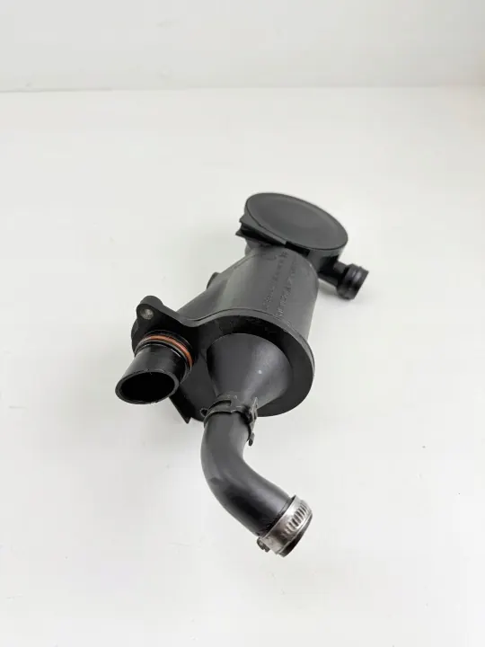Separador de aceite Porsche OEM 99610702602 Cayman 987 image 3