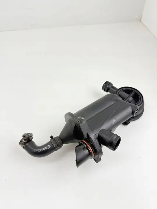 Separador de aceite Porsche OEM 99610702602 Cayman 987 image 4