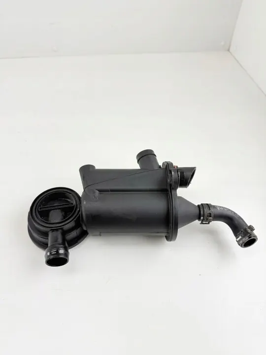 Separador de aceite Porsche OEM 99610702602 Cayman 987 image 5