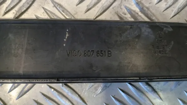 OEM 1S0807651B Viga parachoques delantera VW Up MII image 5