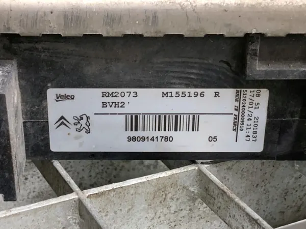 Radiateur d'eau OEM 9809141780 pour Peugeot 308 II 1.2 image 3