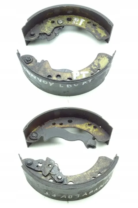 Conjunto de sapatas LDV CONVOY 96- traseiro direito image 8