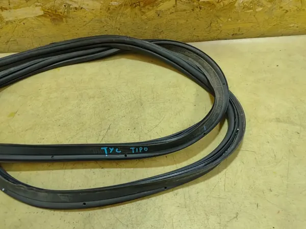 FIAT TIPO II KOMBI Heckklappendichtung OEM - Gebraucht image 3