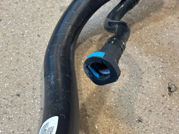 Bränslefyllningshals OEM 7404085 för BMW X3 G01 3.0i image 4