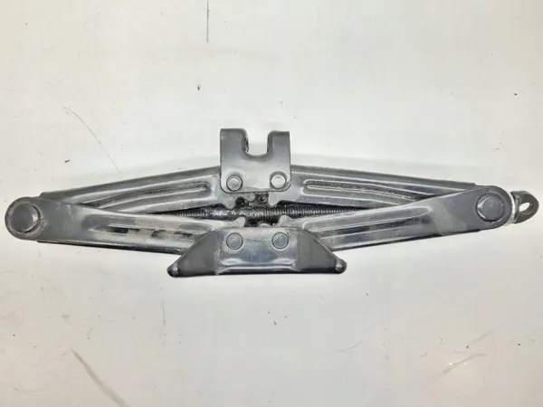 OEM AUST132226 Autotunkki Toyota Yaris III P13 P15 image 2