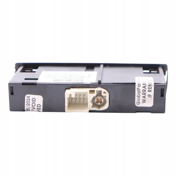 Enchufe USB Mercedes OEM A1728202200 image 10