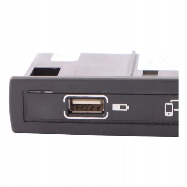 Enchufe USB Mercedes OEM A1728202200 image 3