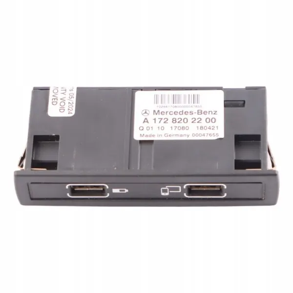 Enchufe USB Mercedes OEM A1728202200 image 5