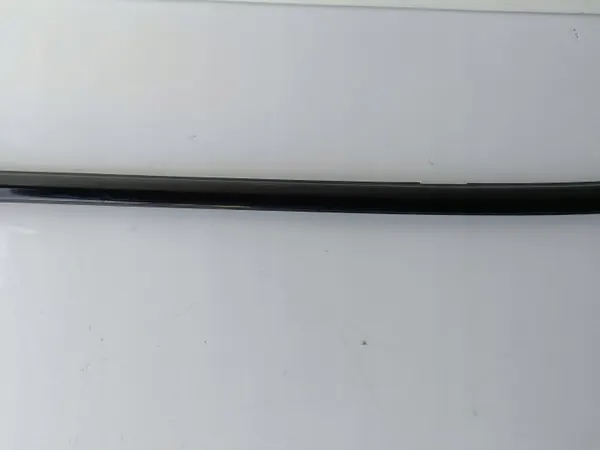 Takaikkunan tiiviste vasen OEM LISTWA TYLNA LEWA BMW F25 image 3