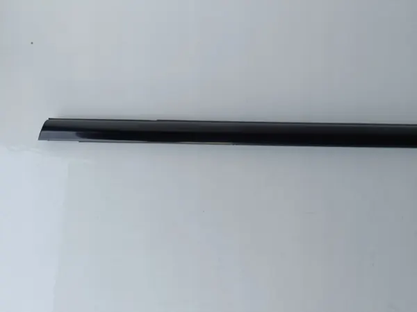 Takaikkunan tiiviste vasen OEM LISTWA TYLNA LEWA BMW F25 image 4